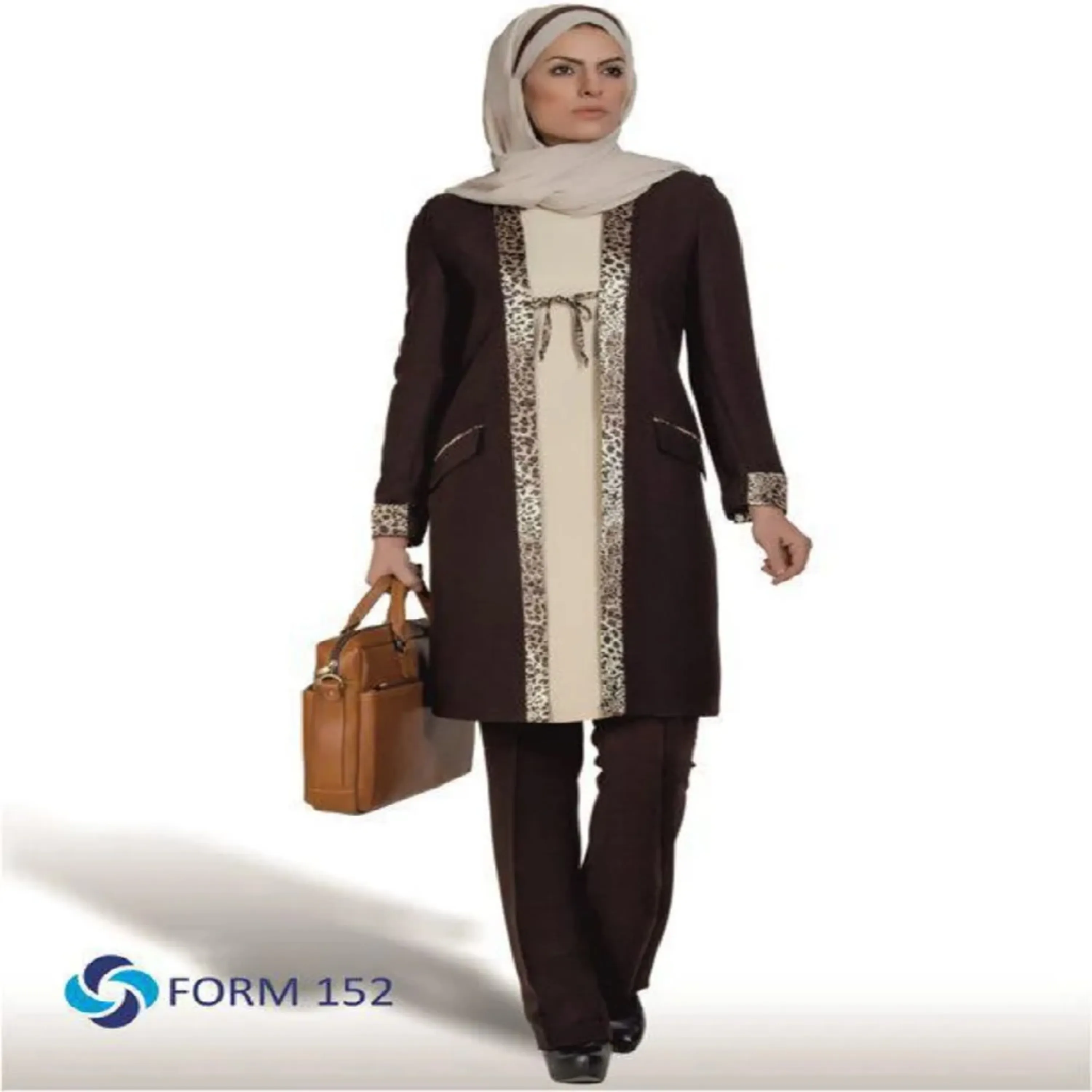 لباس فرم اداری شیک یقه گرد کرپ قهوه ای سنتی بدون مغزی کد 152 لباس فرم اداری شیک یقه گرد کرپ قهوه ای سنتی بدون مغزی کد 152